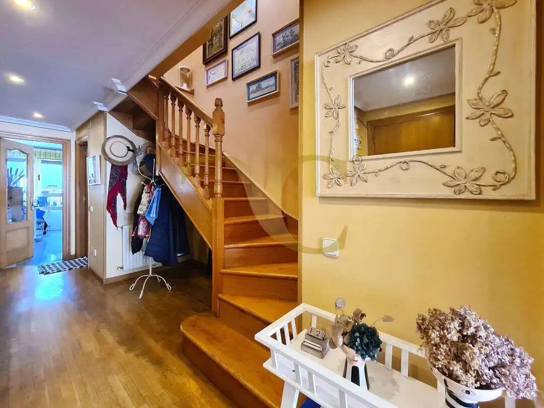 Maisonette zum Verkauf in Gijón  mit Heizung und Terrasse