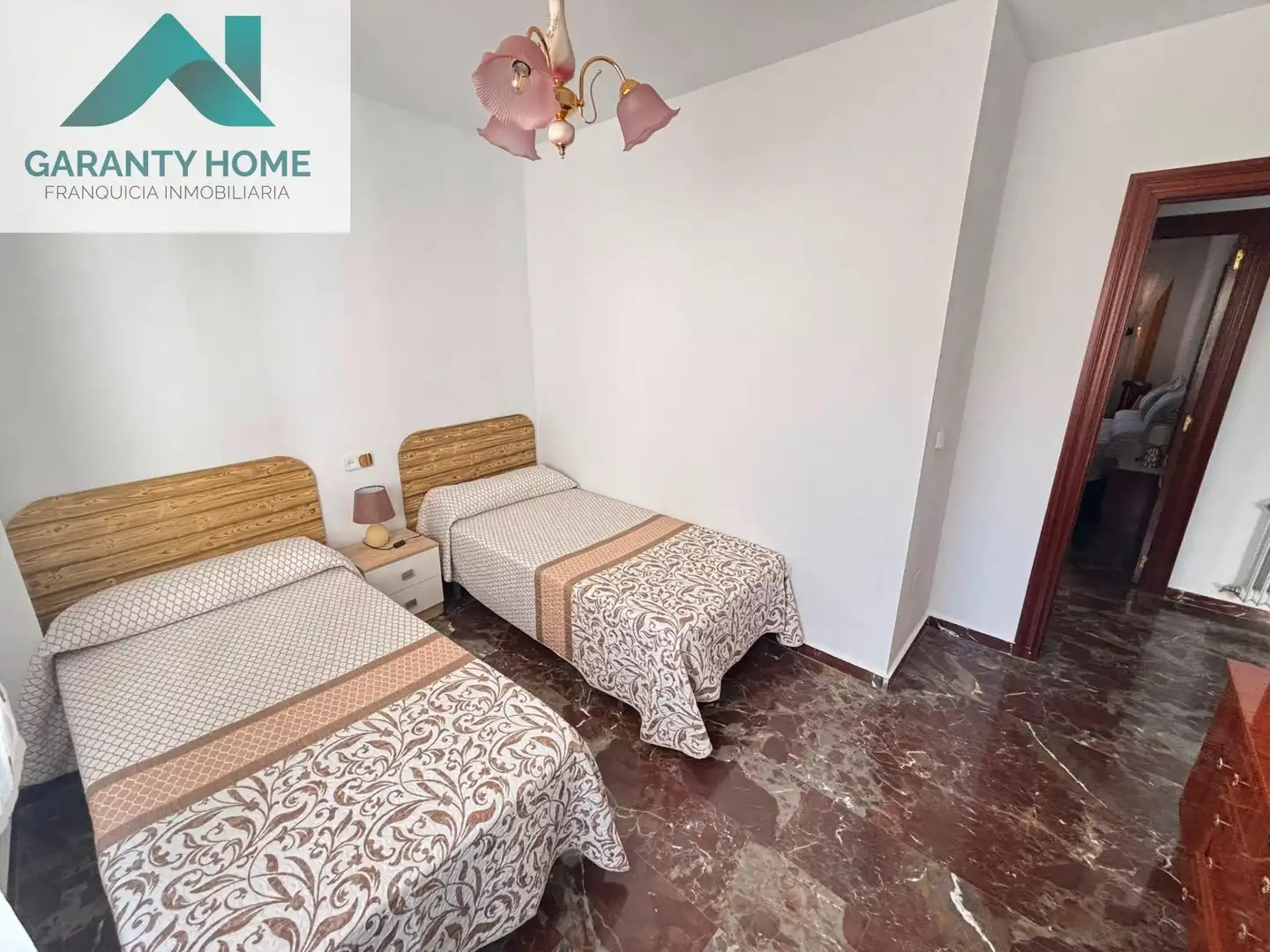 Habitación de Piso en venta en Torredonjimeno con Amueblado y Balcón