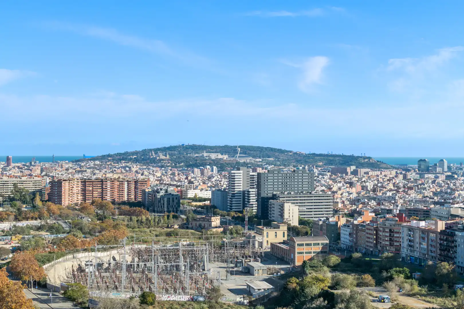 Vista exterior de Piso de alquiler en Esplugues de Llobregat con Aire acondicionado, Calefacción y Terraza