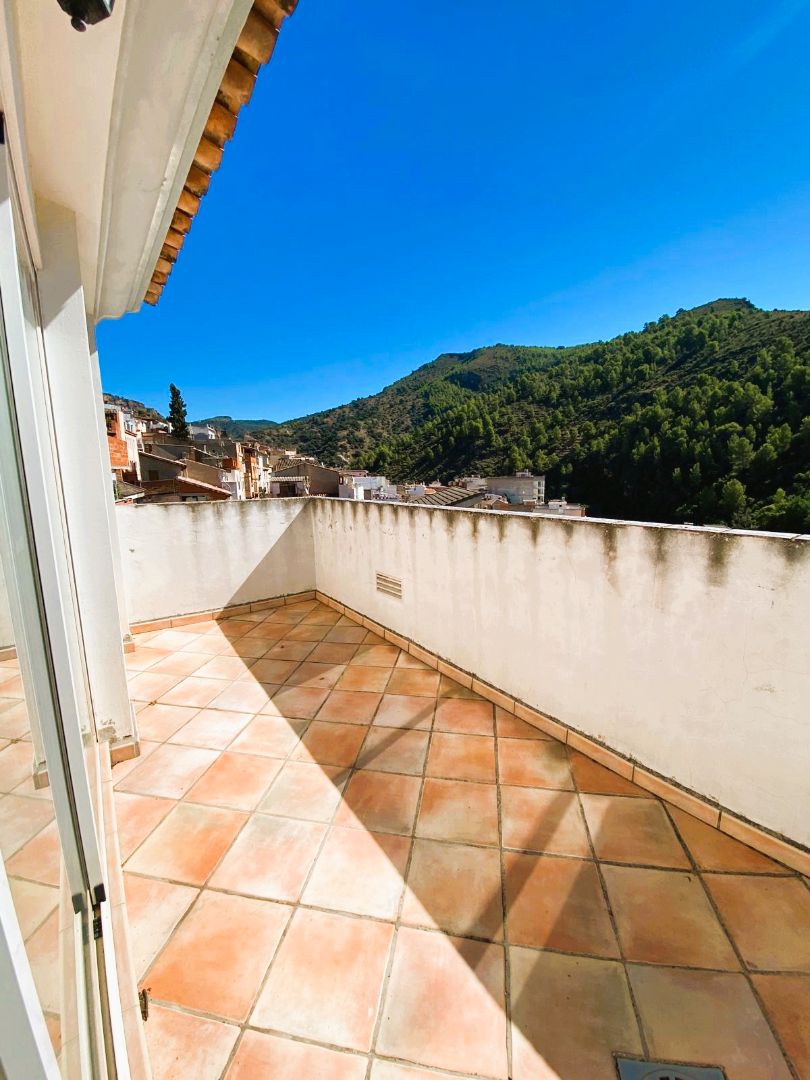 Terrassa de Casa o xalet en venda en Alfondeguilla amb Moblat i Balcó