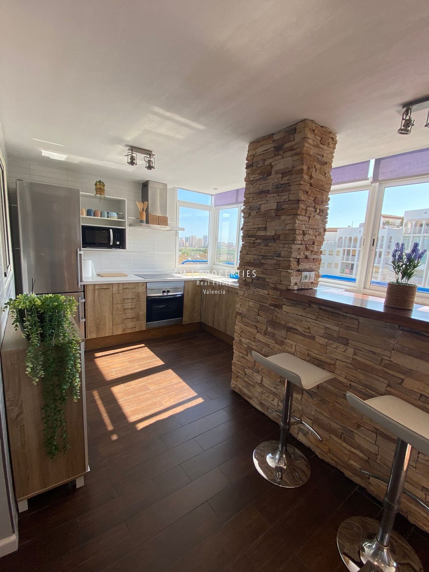 Cocina de Piso de alquiler en El Puig de Santa Maria con Aire acondicionado, Piscina y Amueblado