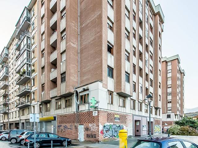 Local comercial en Venta en Landazabal, 5 en Burlada / Burlata