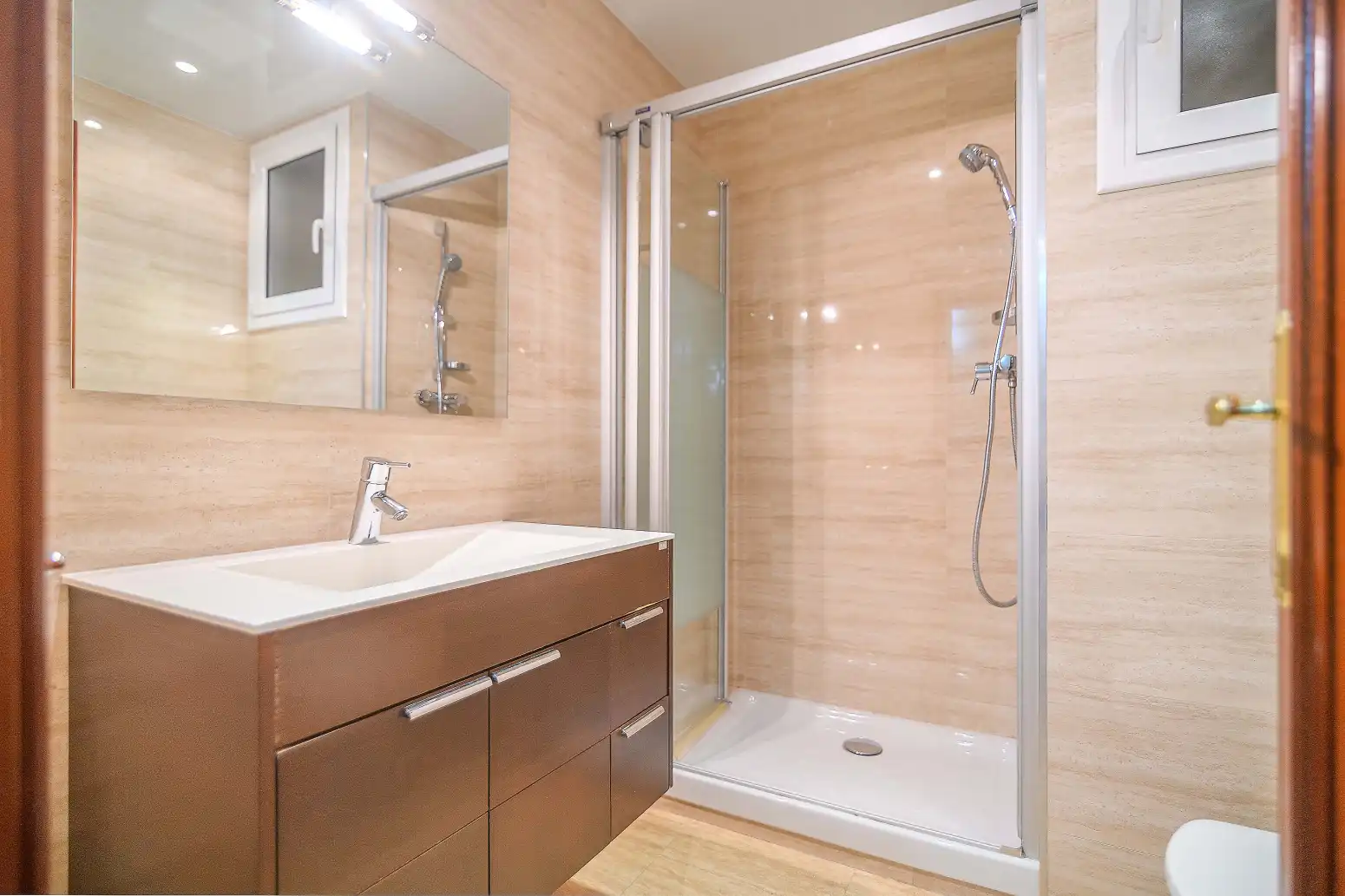 Baño de Piso en venta en Cornellà de Llobregat con Aire acondicionado, Calefacción y Balcón