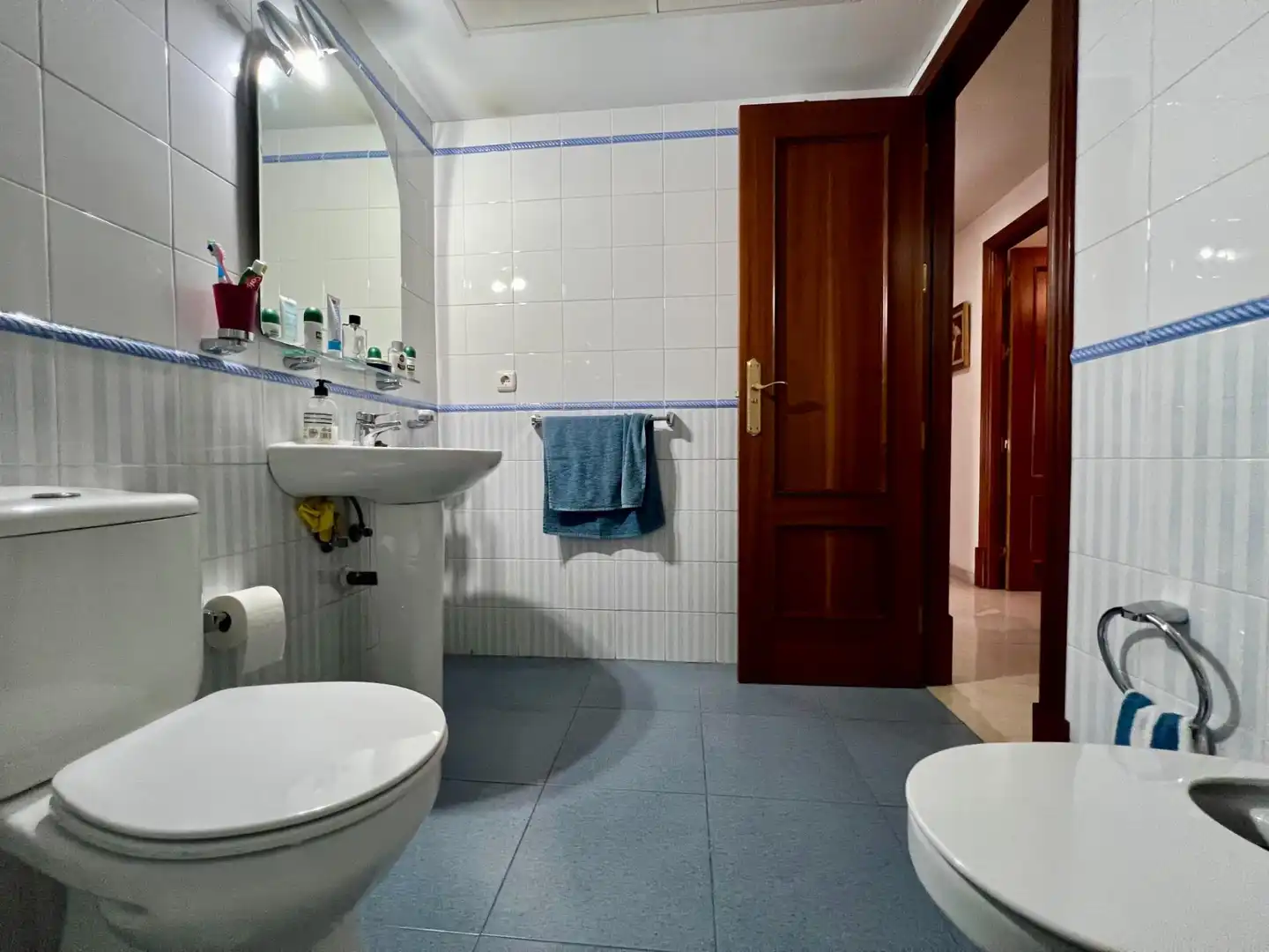 Badezimmer von Wohnung zum Verkauf in Córdoba mit Klimaanlage, Privatgarten und Terrasse