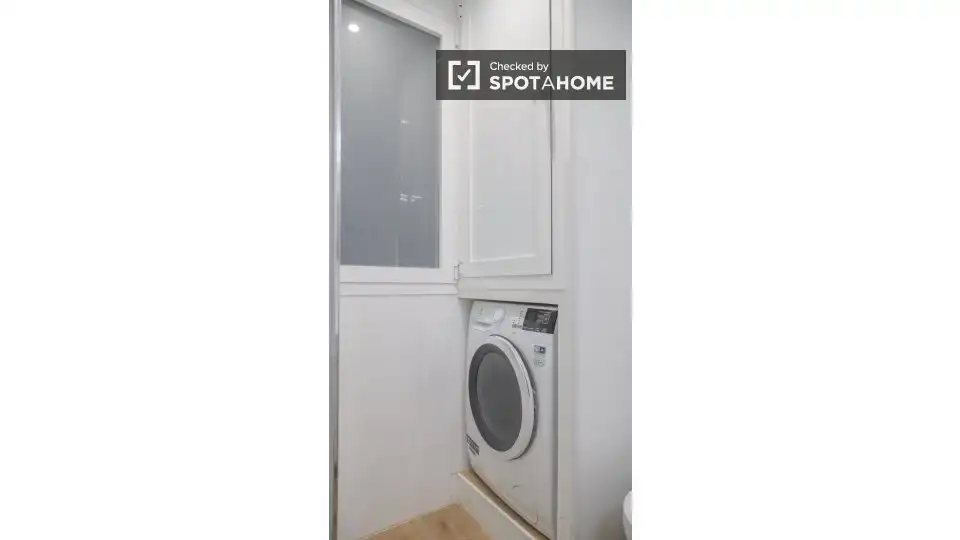 Appartamento con terrazza in affitto a Chamberí, imagen 18