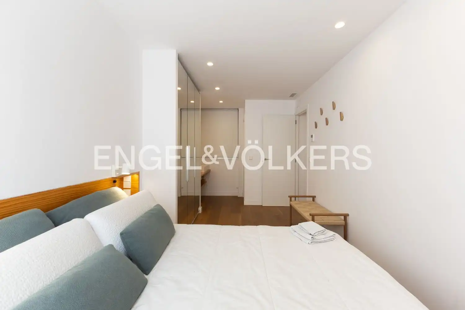 Habitación de Piso de alquiler en Valencia con Aire acondicionado, Calefacción y Balcón