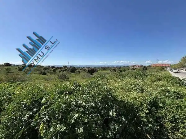 Terreni e lotti in vendita a Avenida SECTOR SAU6, imagen 23