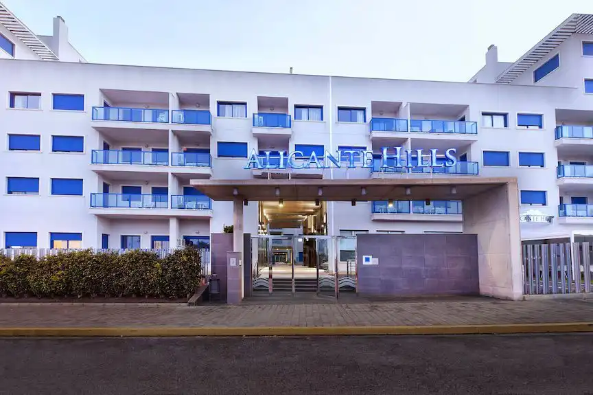 Vista exterior de Apartament en venda en Alicante / Alacant amb Aire condicionat, Calefacció i Moblat