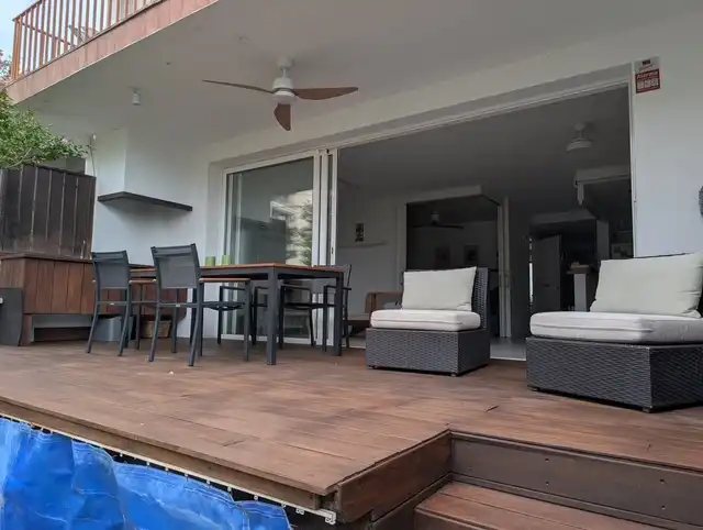 Terrasse von Erdgeschoss zum Verkauf in Palamós mit Klimaanlage, Privatgarten und Terrasse