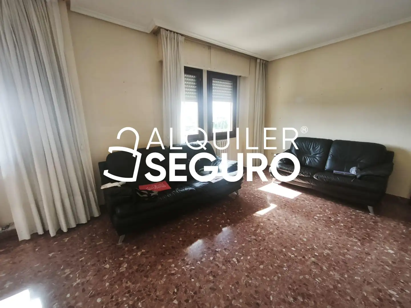 Wohnzimmer von Wohnung zur Miete in Zaragoza mit Heizung, Terrasse und Abstellraum
