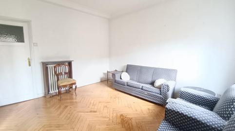 Foto 2 de Apartamento en venta en  Calle del Marqués del Riscal, Almagro,  Madrid Capital