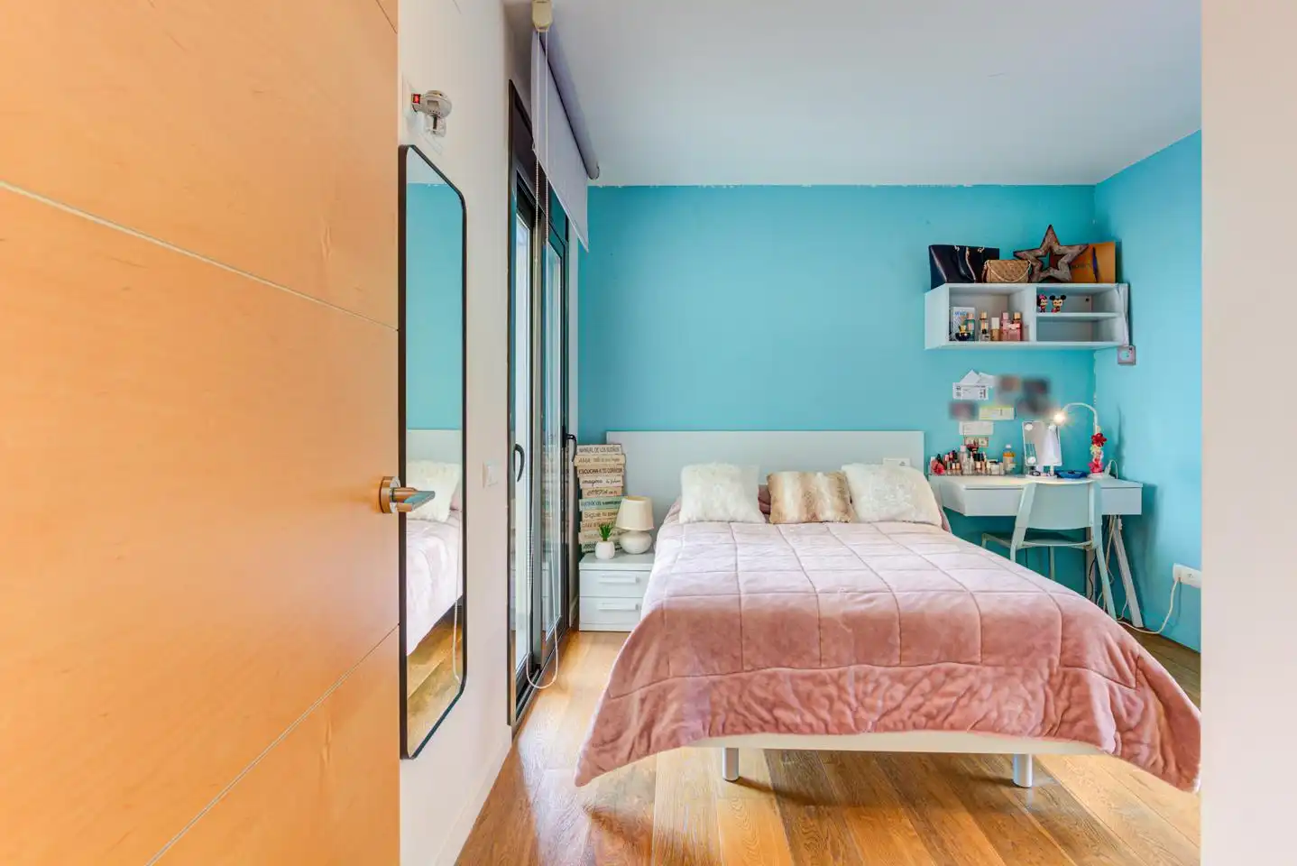 Schlafzimmer von Haus oder Chalet zum Verkauf in Castelldefels mit Klimaanlage, Heizung und Privatgarten