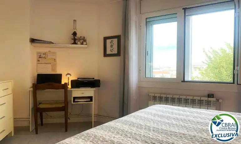 Dormitori de Àtic en venda en Roses amb Calefacció, Traster i Moblat