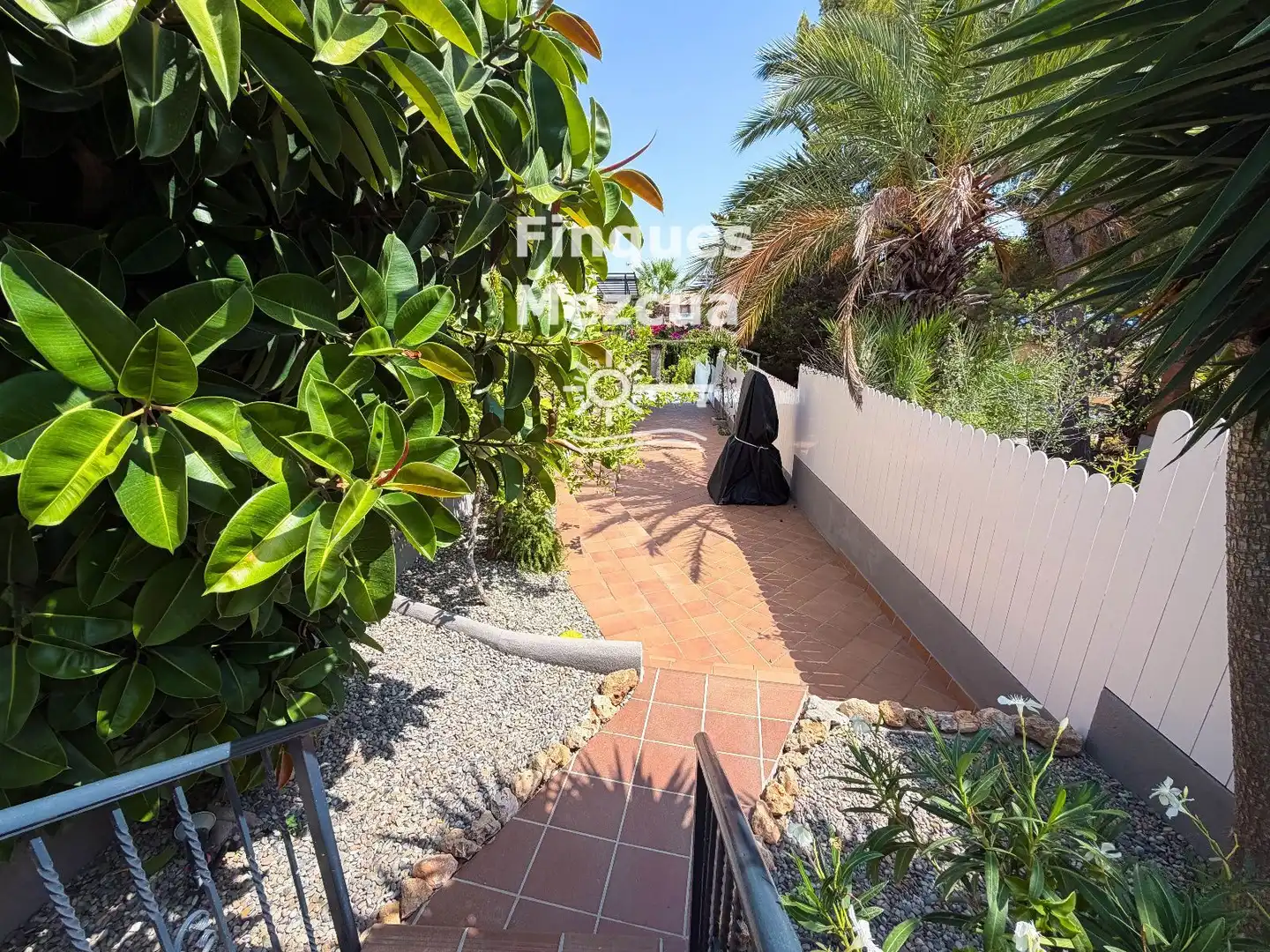 Vista exterior de Casa o chalet en venta en Roda de Berà con Aire acondicionado, Calefacción y Terraza
