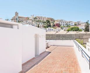 Vista exterior de Edifici en venda en Eivissa