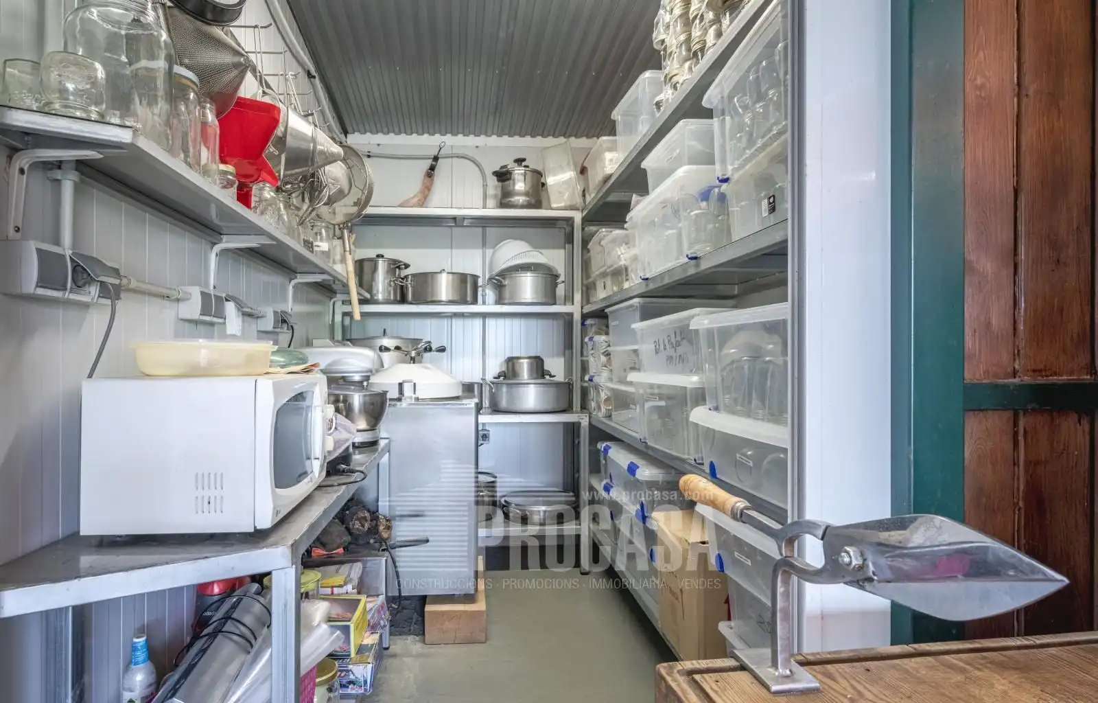 Kitchen of Houses for sale in Masarac i Vilarnadal  with Air Conditioner, Storage room and Swimming Pool