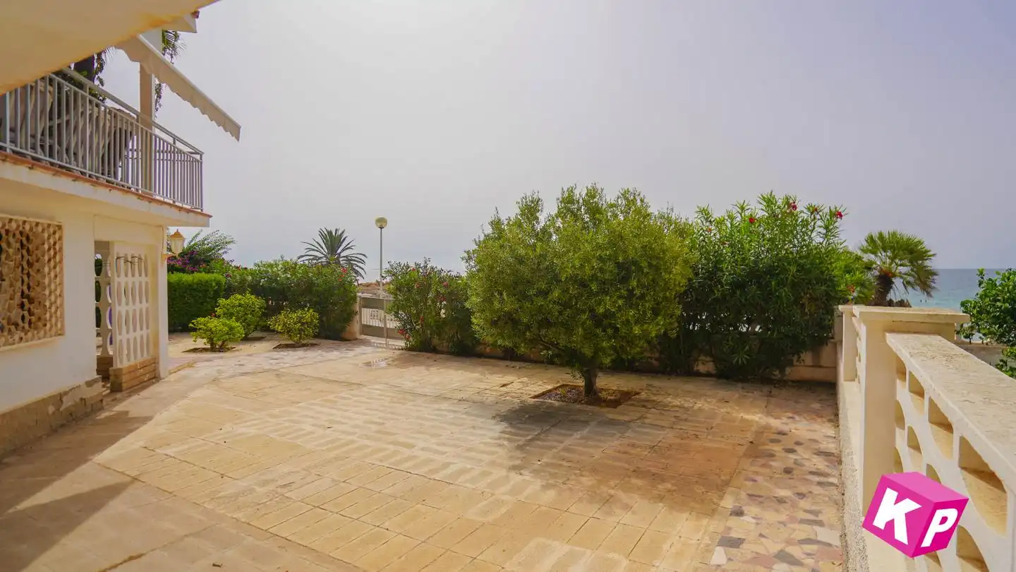 Casa amb jardí en venda a De La Armada Española, imagen 12