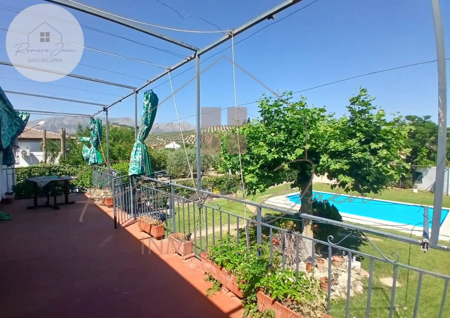 Terrace of Houses for sale in Jaén  with Air Conditioner, Private garden and Terrace