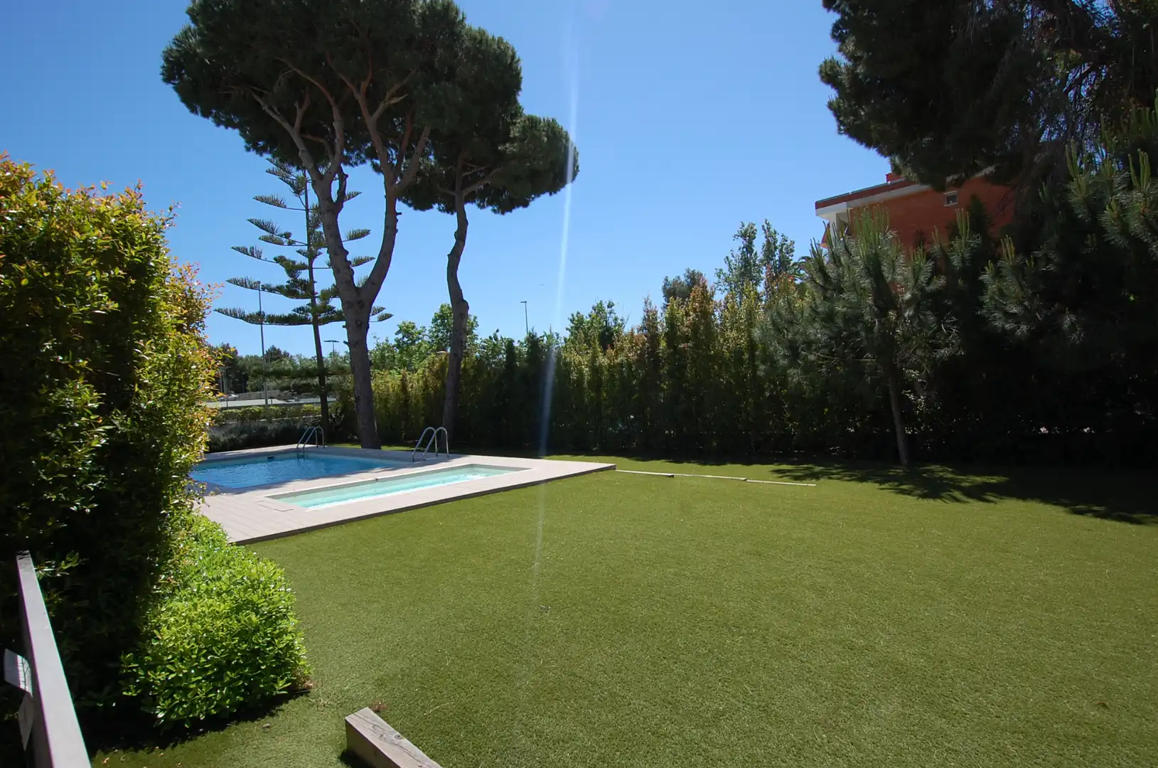 Swimming pool of Detached homes for rent in Gavà  with Air Conditioner, Heating and Private garden