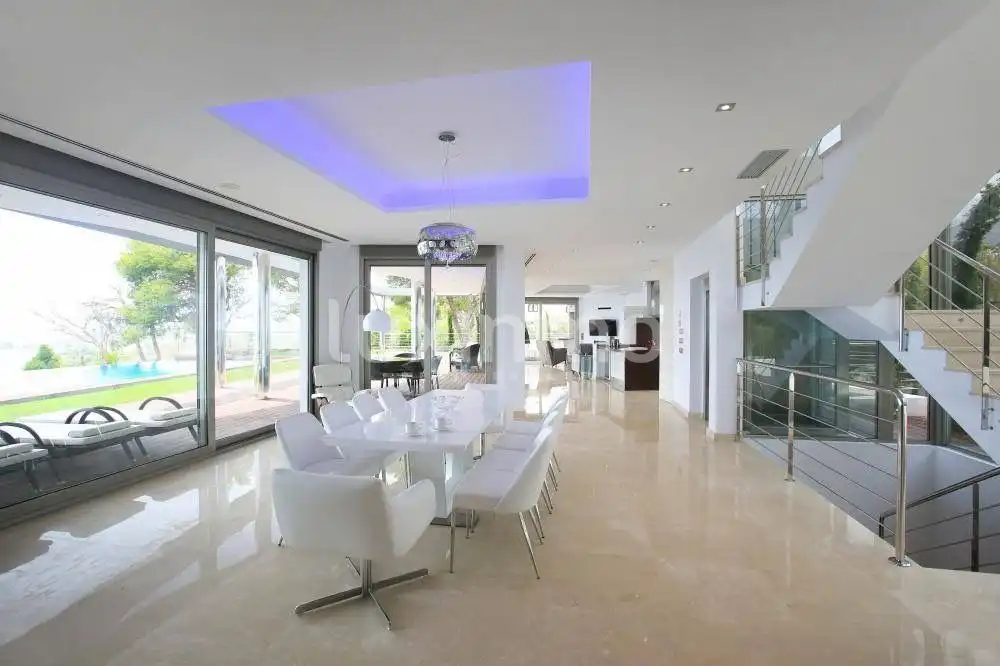 Villa con piscina in vendita a Mascarat