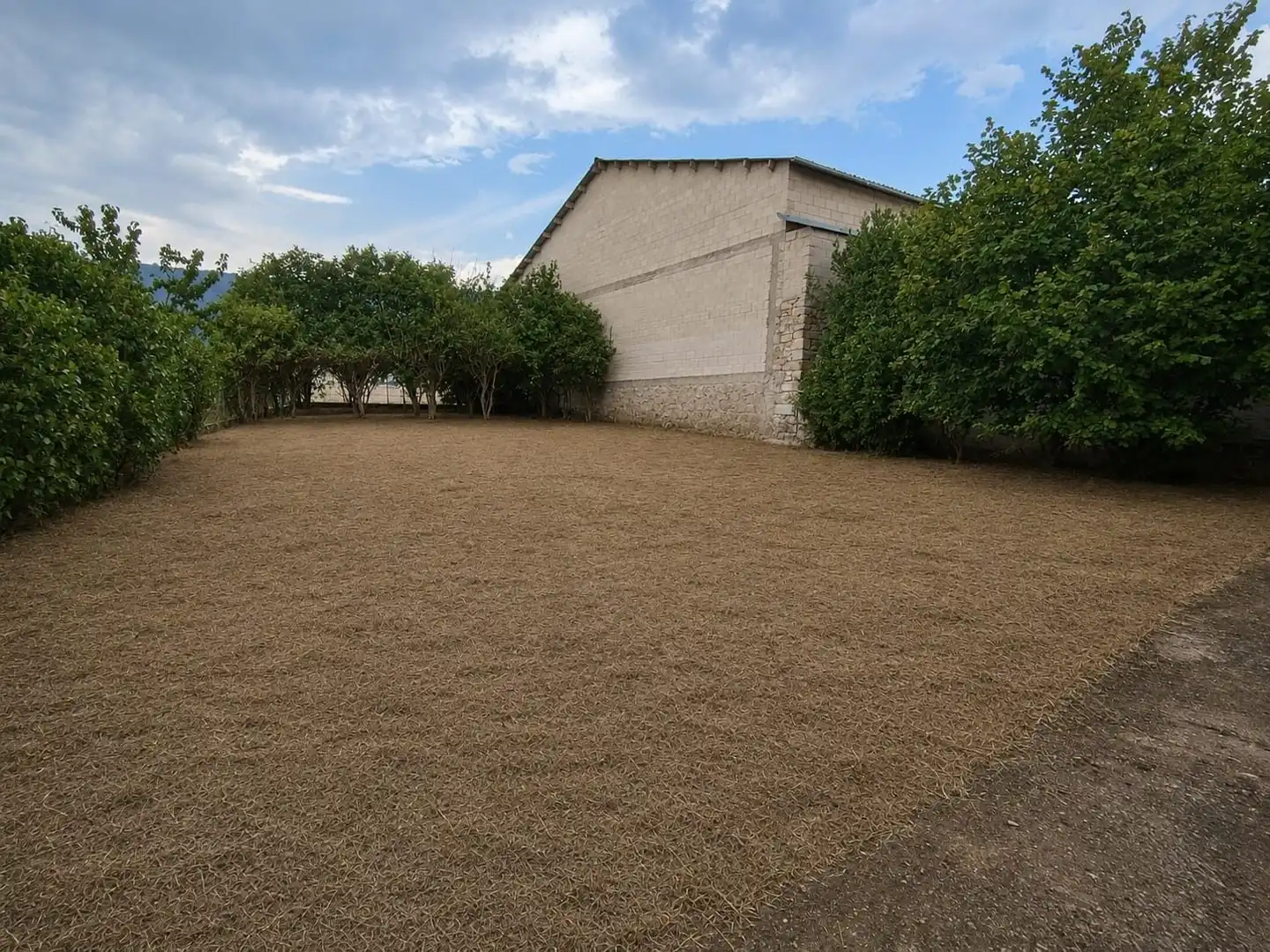 Finca rústica en venta en Valle de Losa con Jardín privado, Amueblado y Alarma