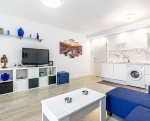 Sala d'estar de Apartament en venda en Marbella amb Aire condicionat i Terrassa