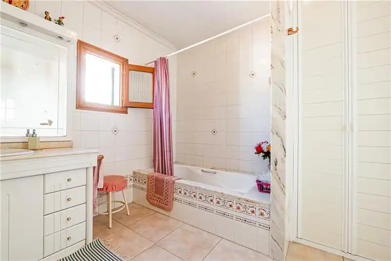 Bany de Casa o xalet en venda en  Palma de Mallorca amb Jardí privat i Terrassa