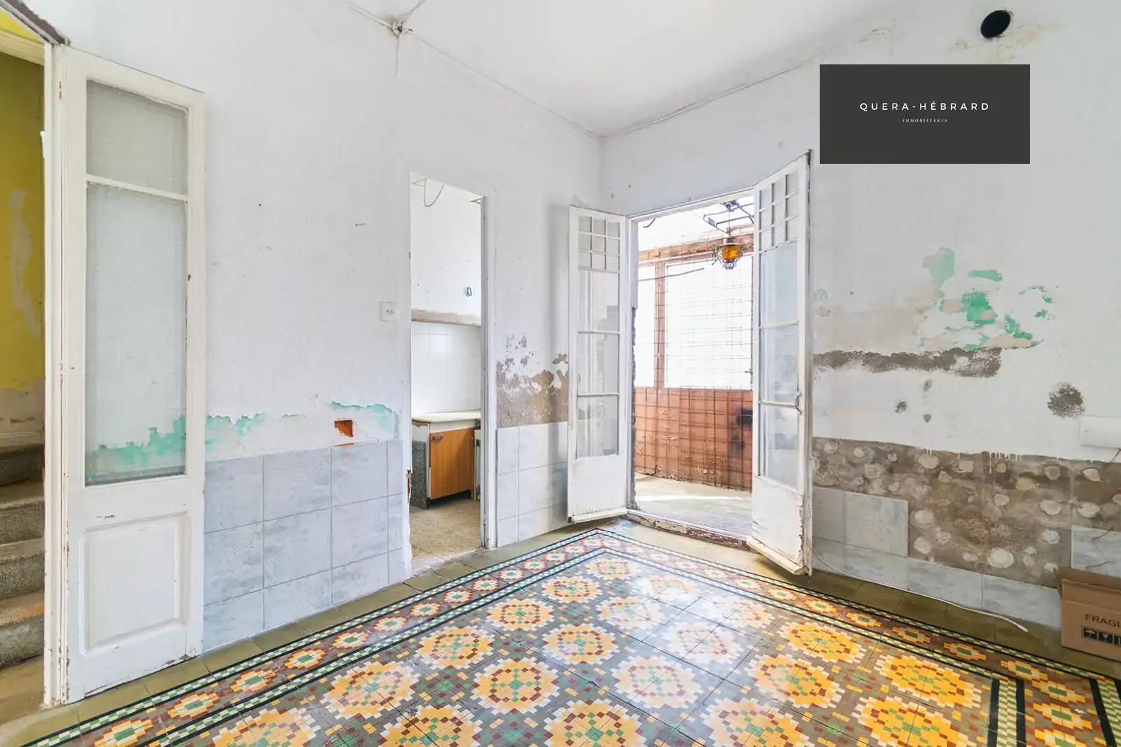 Cocina de Casa adosada en venta en Sant Cugat del Vallès con Aire acondicionado, Calefacción y Jardín privado