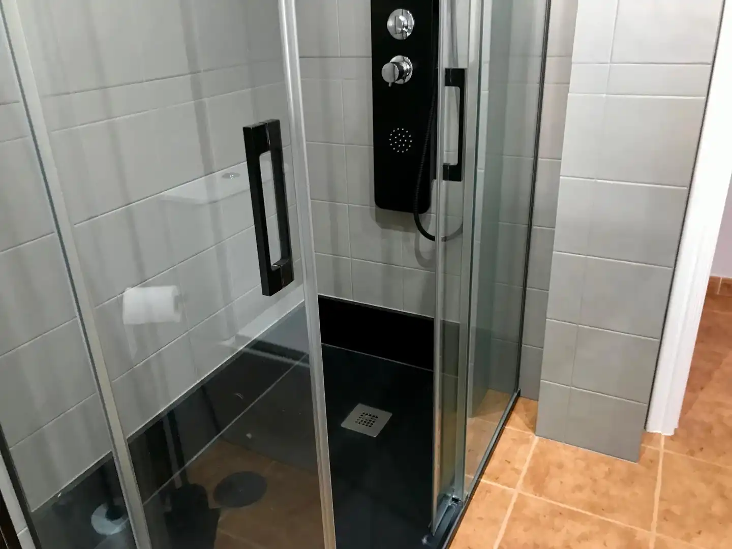 Baño de Casa o chalet en venta en Ribeira con Calefacción, Piscina y Amueblado