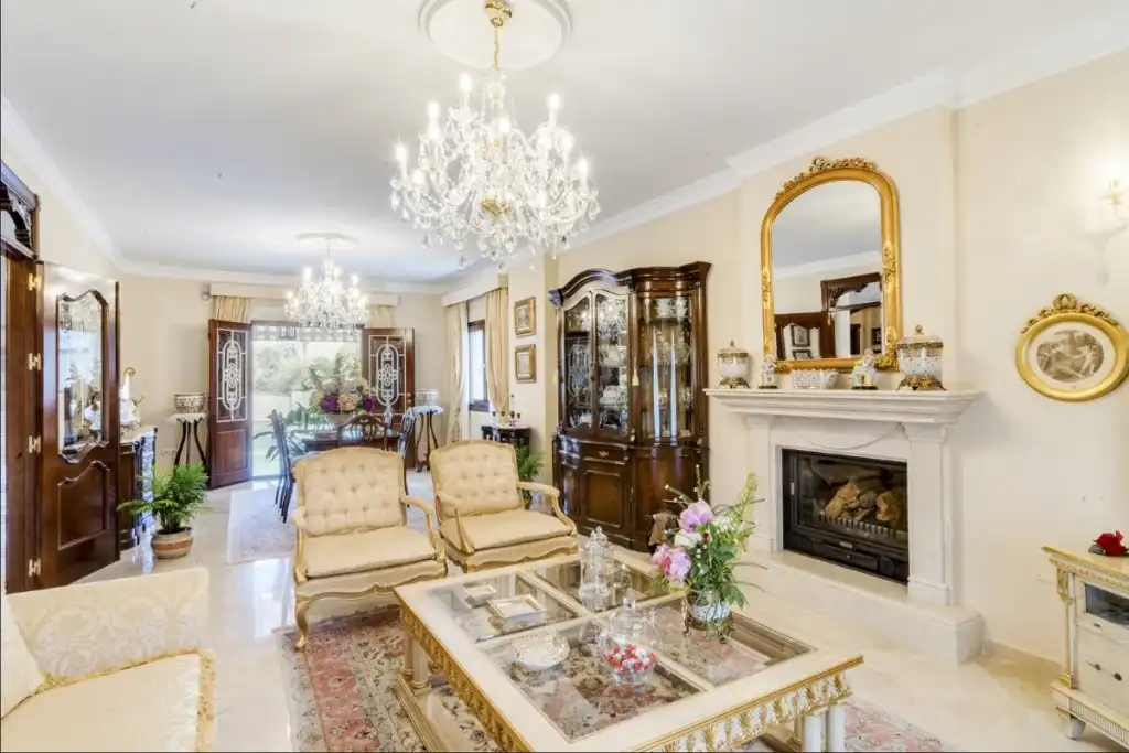 Sala de estar de Casa o chalet en venta en Alhaurín El Grande con Aire acondicionado, Calefacción y Jardín privado
