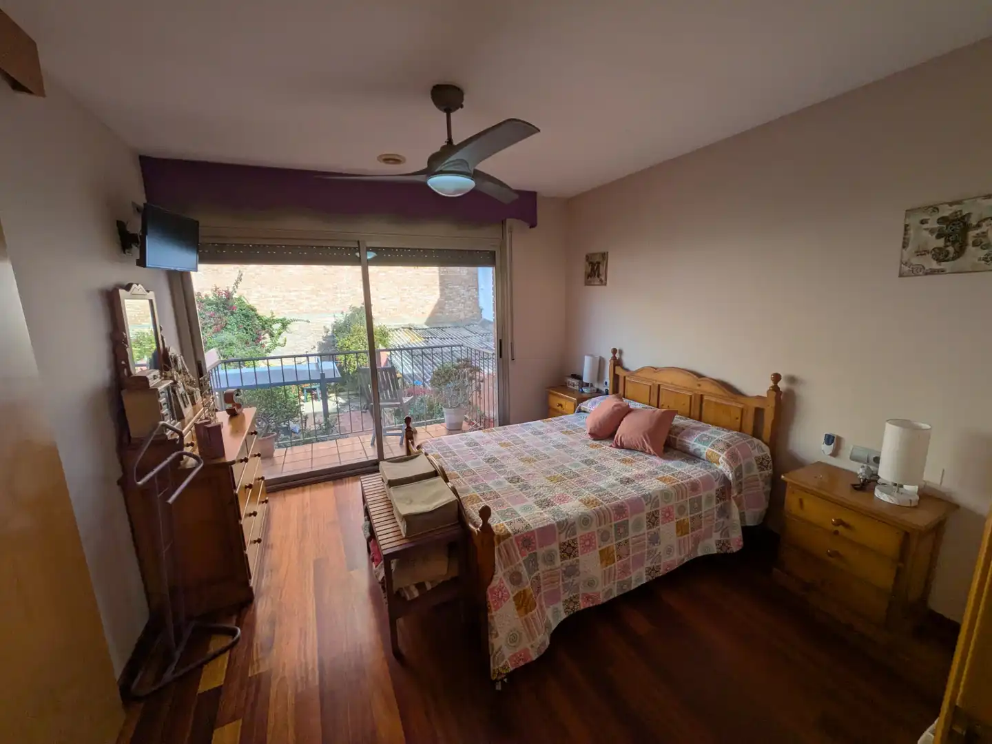 Dormitori de Casa adosada en venda en Gavà amb Calefacció, Jardí privat i Parquet