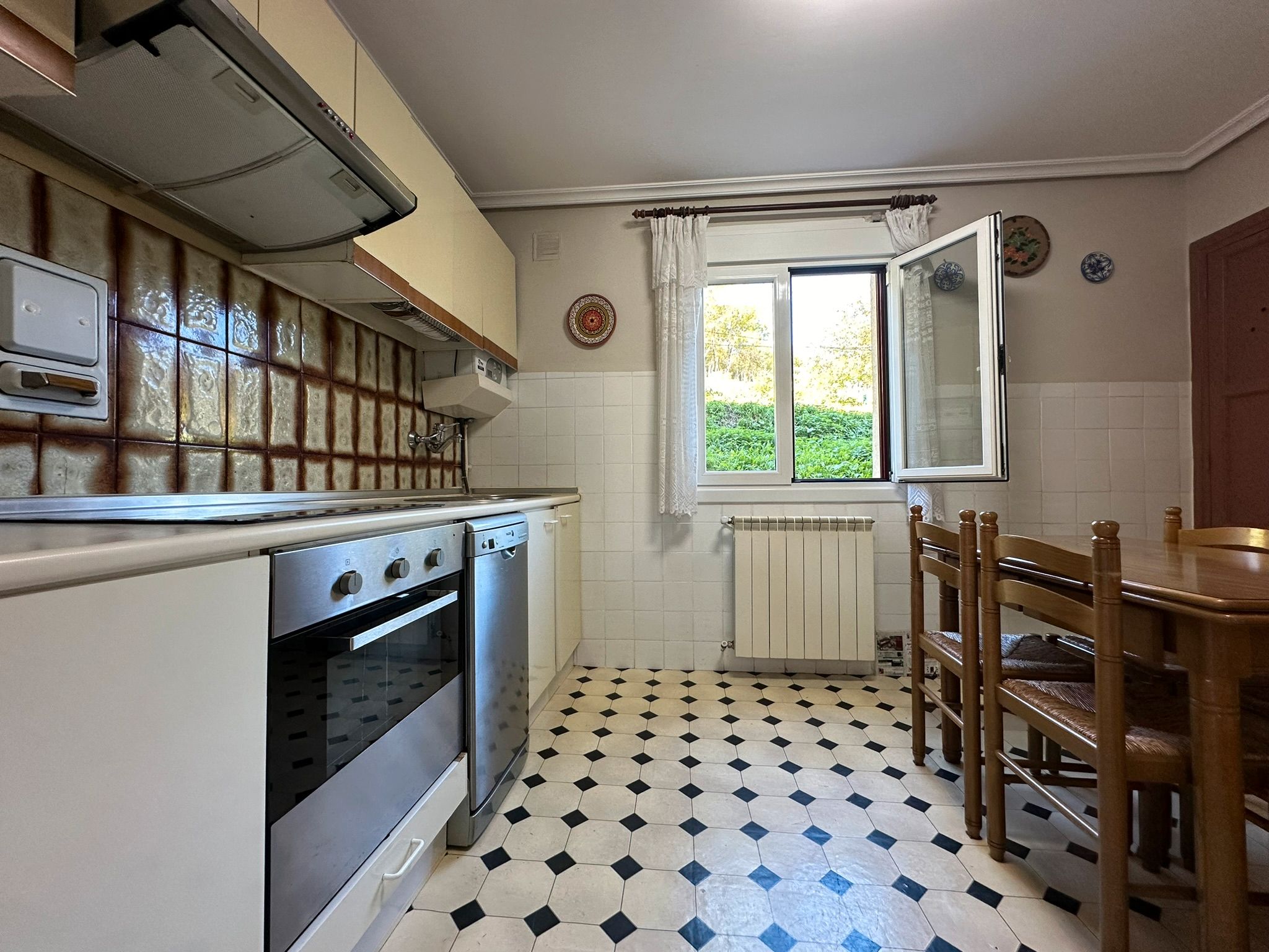 Kitchen of Flat for sale in Zegama  with Heating and Furnished
