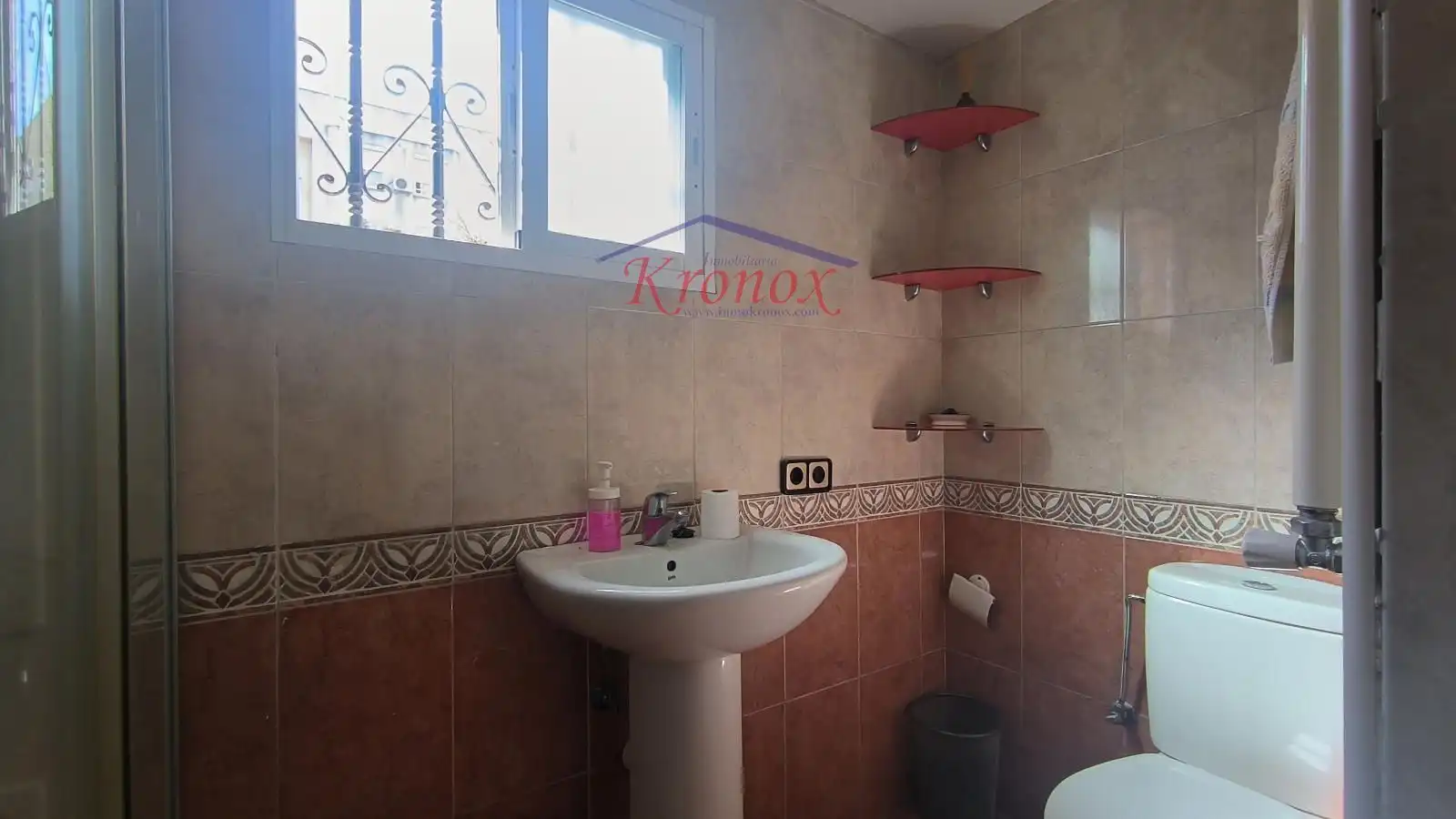 Bathroom of Detached homes for sale in Madrid  with Air Conditioner, Heating and Terrace