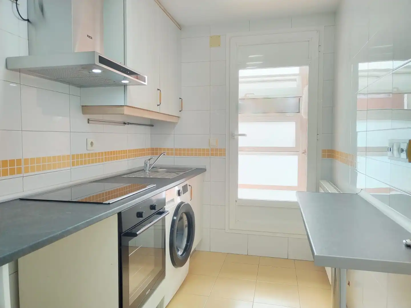 Flat for rent in Perlita