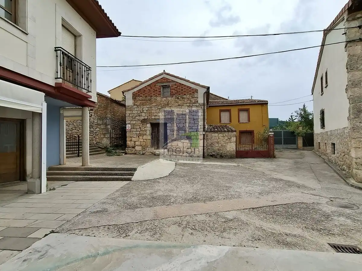 Residential zum Verkauf in MODUBAR DE LA EMPAREDADA, Modúbar de la Emparedada