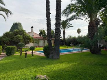 Villa con piscina in affitto a Valverde