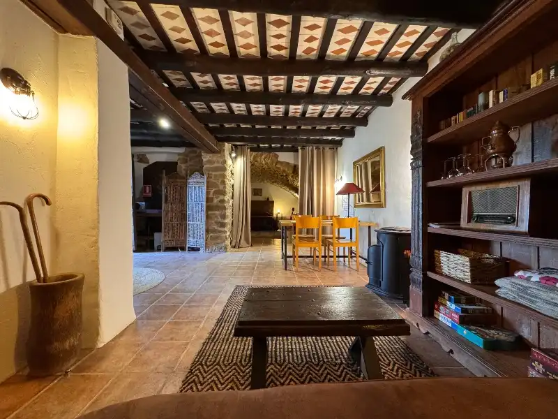 Finca rústica en venta en Ullastret con Aire acondicionado, Calefacción y Jardín privado