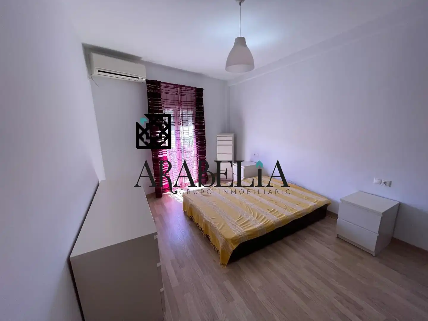 Bedroom of Flat for sale in Córdoba  with Air Conditioner