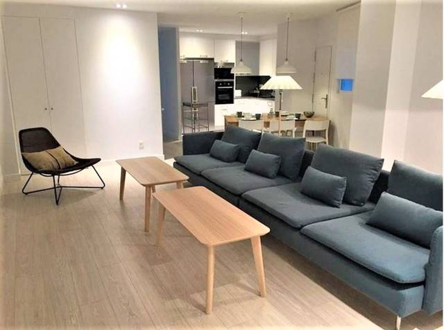 Piso en Venta en Calle de Guzmán el Bueno en Gaztambide