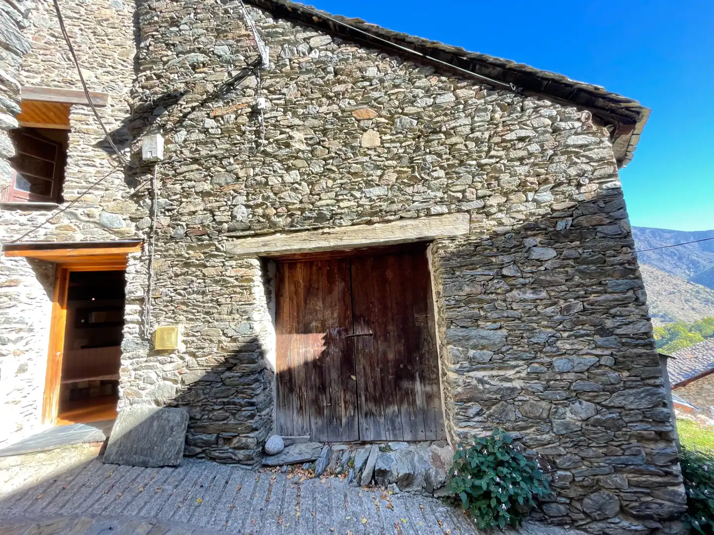 Vista exterior de Casa o chalet en venta en Llavorsí con Calefacción, Jardín privado y Parquet