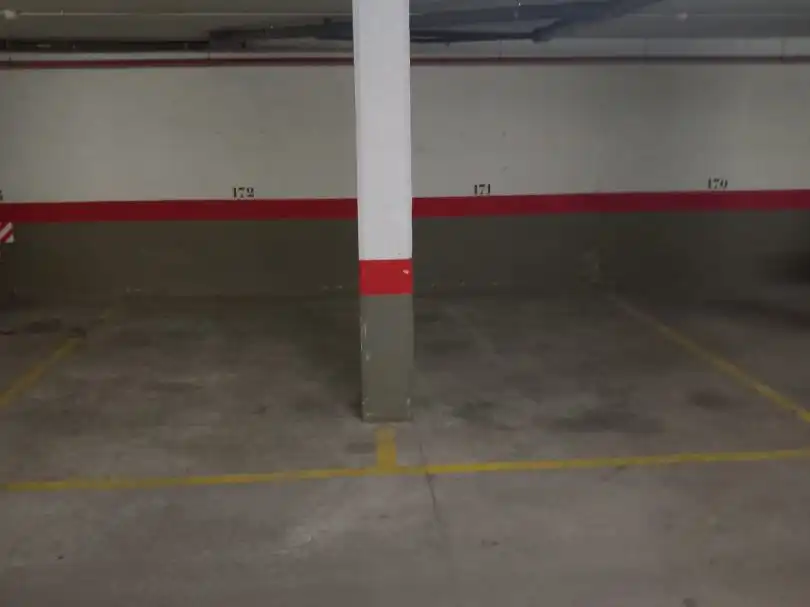 Einzelparkplatz zum Verkauf in Puntarro 7, imagen 8