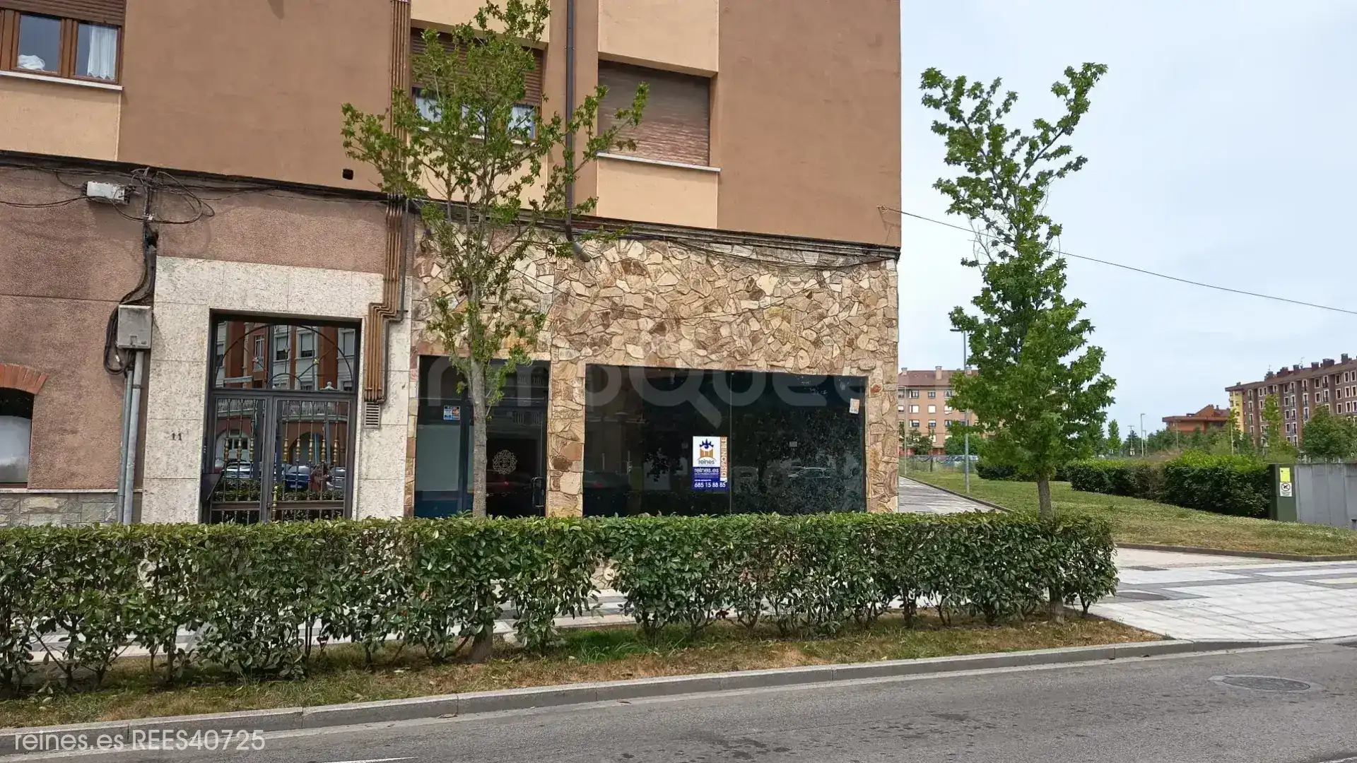 Business premises to rent in Lugones, imagen 14