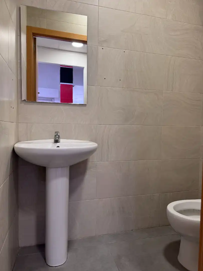 Bany de Local en venda en Murcia amb Aire condicionat