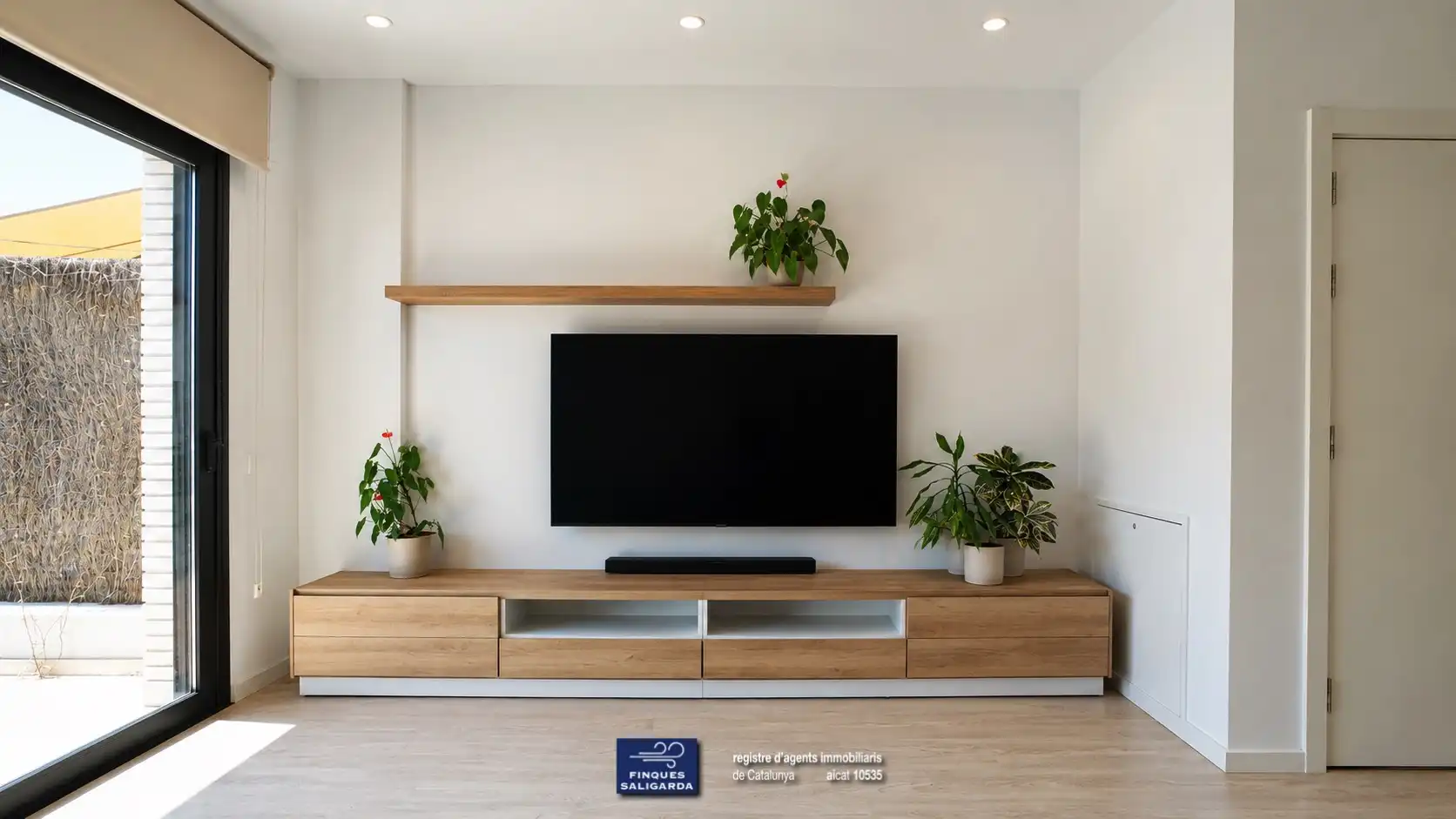 Sala d'estar de Dúplex en venda en L'Ametlla del Vallès amb Aire condicionat, Calefacció i Jardí privat