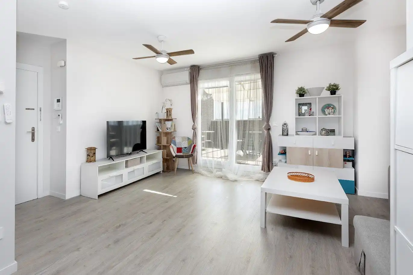 Sala d'estar de Àtic en venda en Valladolid amb Aire condicionat, Calefacció i Parquet