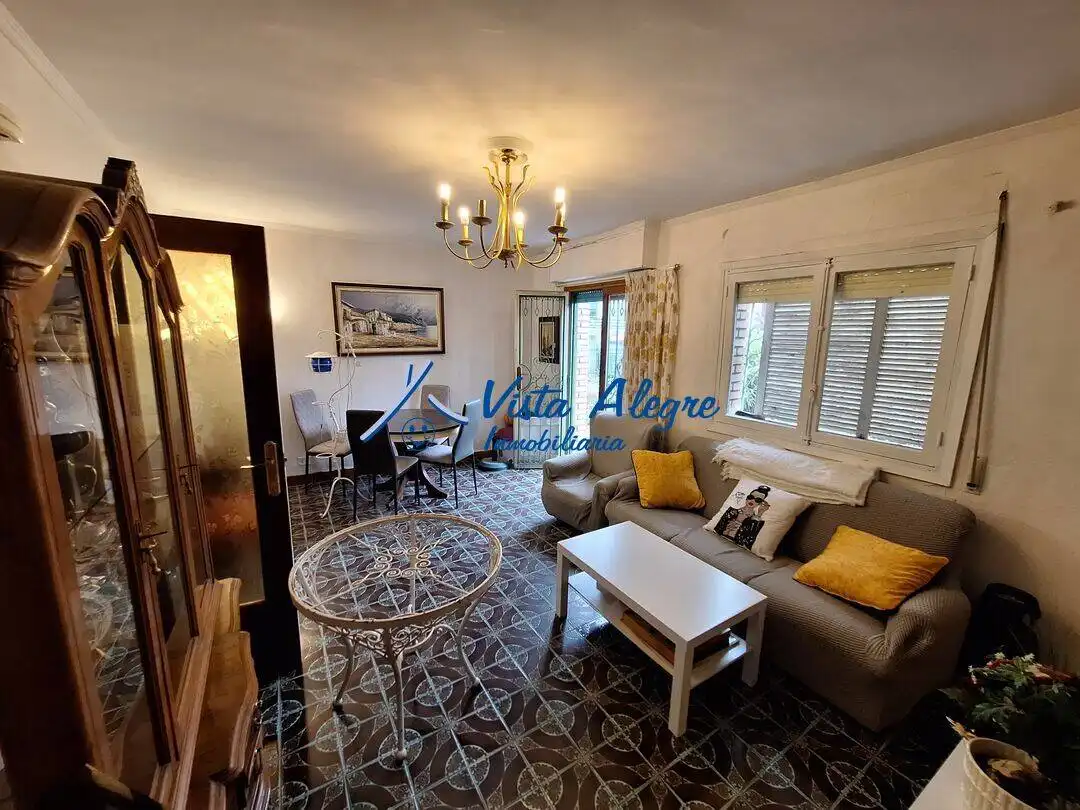Sala de estar de Casa adosada en venta en Labastida / Bastida con Jardín privado, Terraza y Trastero