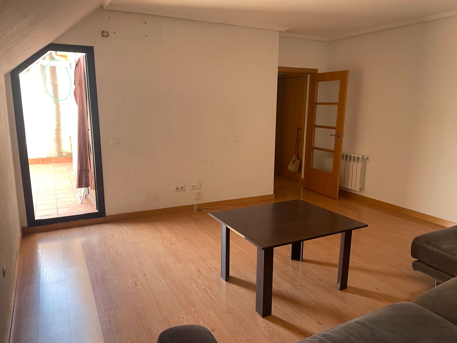 Sala d'estar de Àtic en venda en Alcázar de San Juan amb Calefacció, Terrassa i Traster