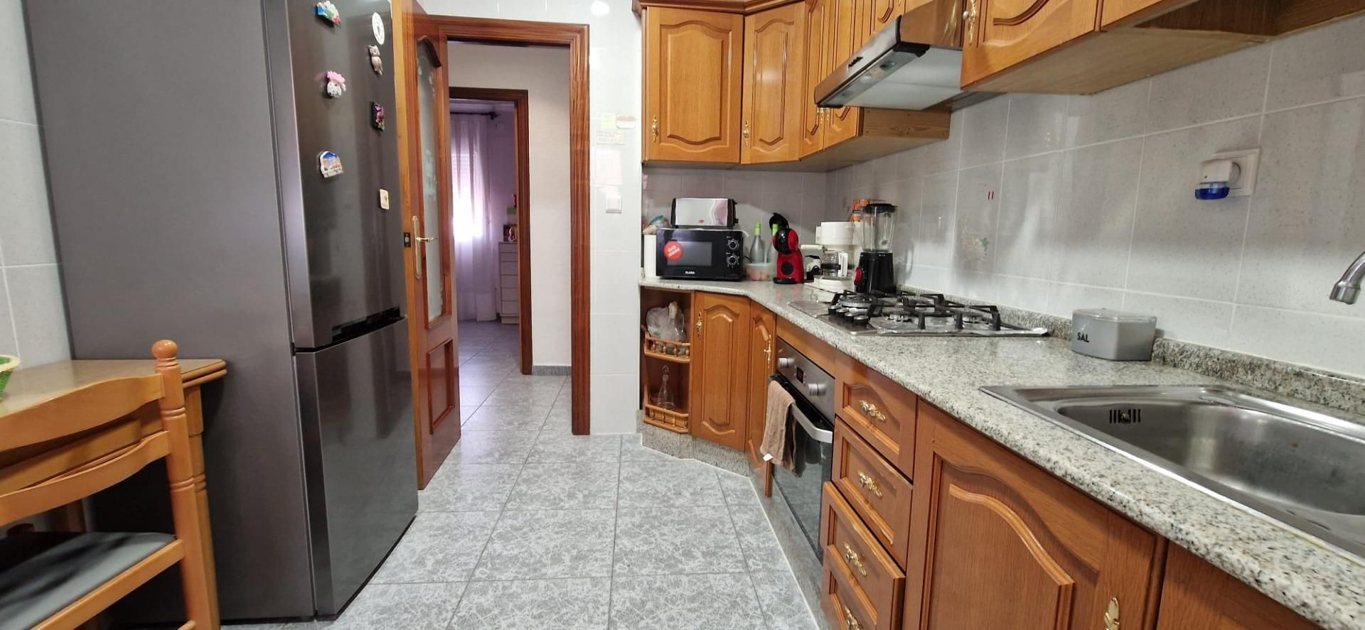 Cuina de Pis en venda en Elche / Elx amb Terrassa, Traster i Balcó