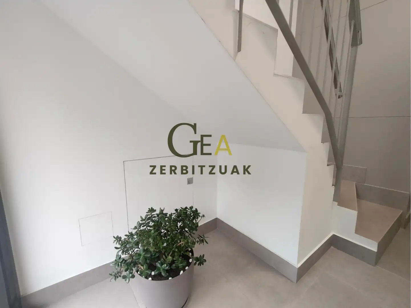 Wohnung zum Verkauf in Anoeta mit Balkon