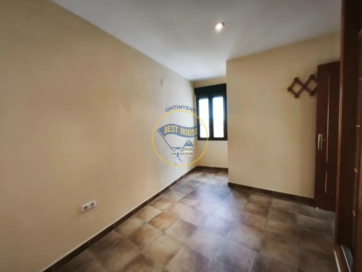 Piso en venta en L'Énova con Trastero